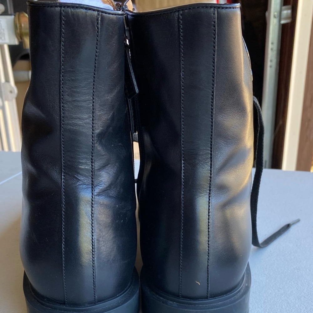 Gucci authentic boot size 11.5 with box - Picture 2 of 6